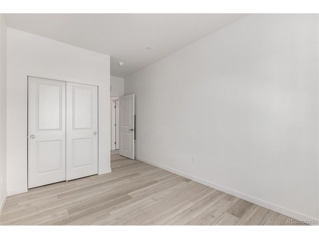 6153 N Ceylon St 3-303, Denver, CO 80249