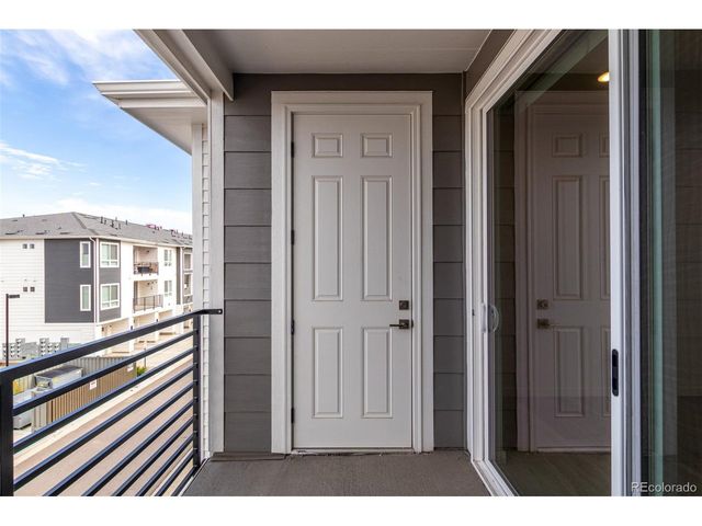 6153 N Ceylon St 3-303, Denver, CO 80249