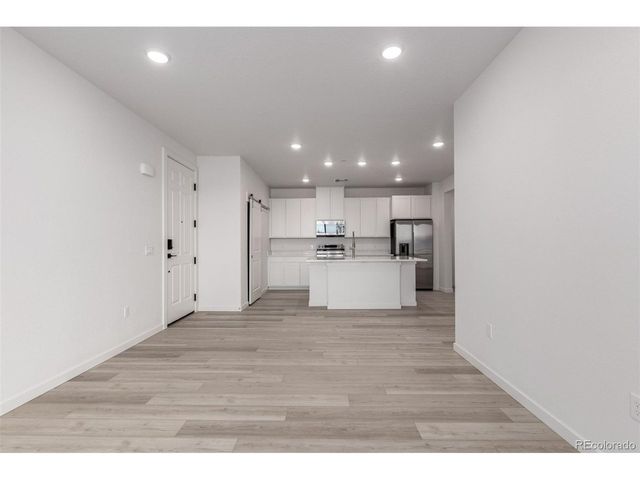 6153 N Ceylon St 3-303, Denver, CO 80249