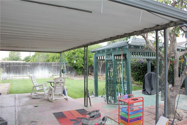 5911 Green Valley, Riverside, CA 92504