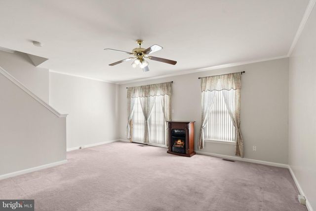 9041 CORIANDER CIR, Manassas, VA 20110
