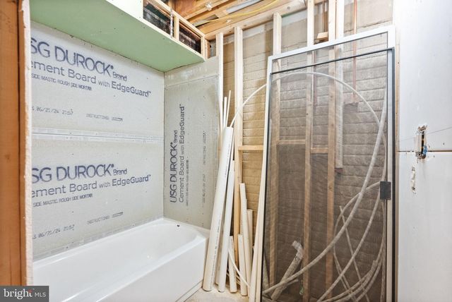 9041 CORIANDER CIR, Manassas, VA 20110