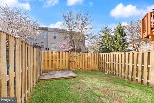 9041 CORIANDER CIR, Manassas, VA 20110