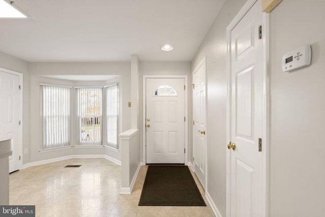 9041 CORIANDER CIR, Manassas, VA 20110