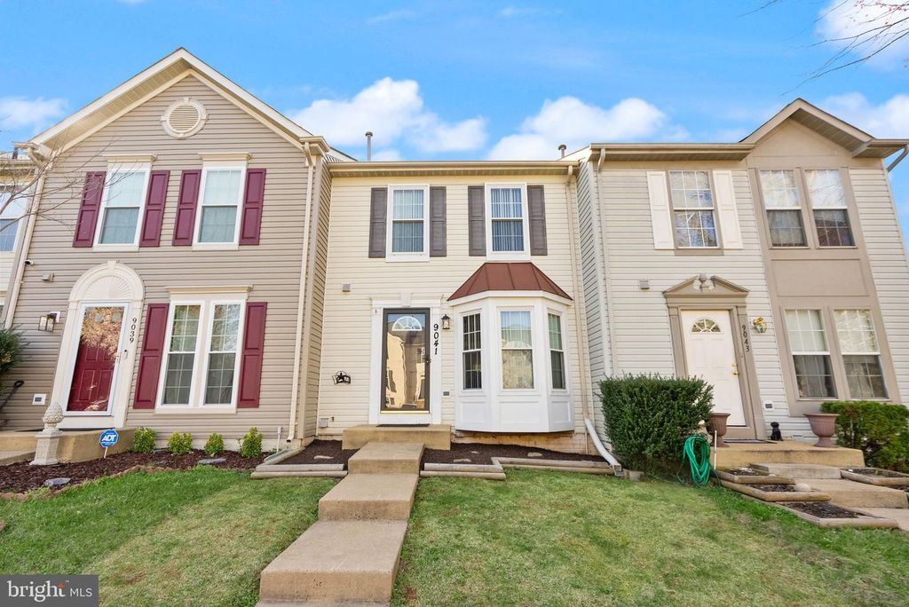 9041 CORIANDER CIR, Manassas, VA 20110