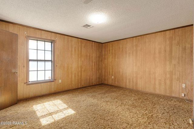 266 Meadow Circle, Opelousas, LA 70570