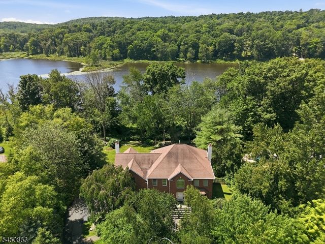 20 Crestview Ln, Sparta Twp., NJ 07871
