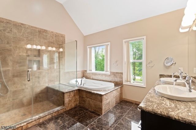 20 Crestview Ln, Sparta Twp., NJ 07871