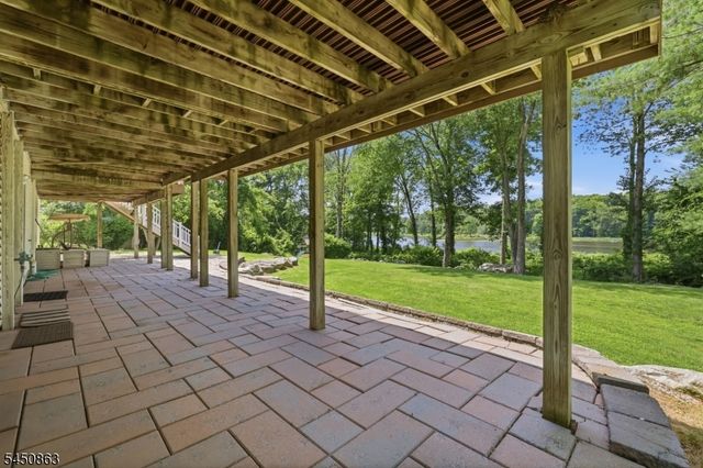 20 Crestview Ln, Sparta Twp., NJ 07871