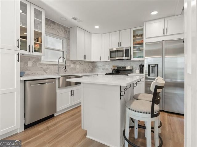 3503 Riverchase Knolls, Decatur, GA 30034