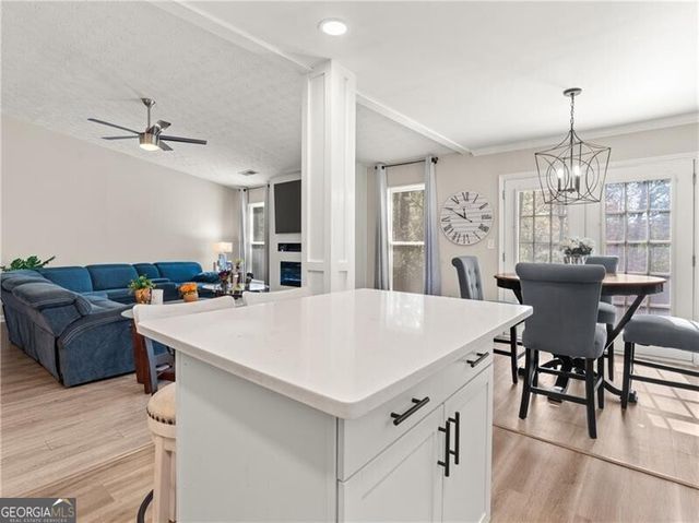 3503 Riverchase Knolls, Decatur, GA 30034