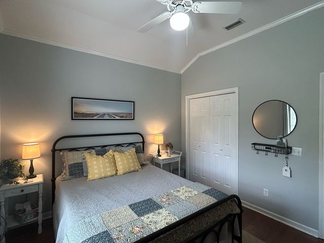 107 Asia Ct, Headland, AL 36345