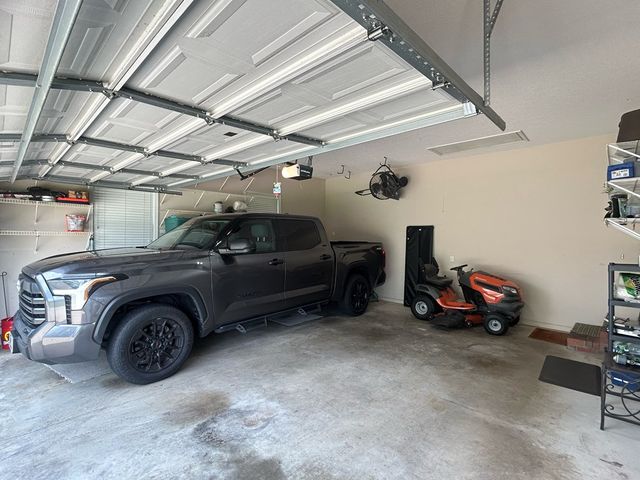 107 Asia Ct, Headland, AL 36345