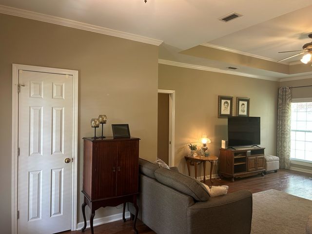 107 Asia Ct, Headland, AL 36345
