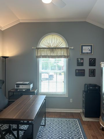 107 Asia Ct, Headland, AL 36345