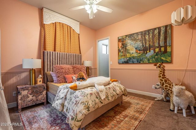315 E SABROSA Drive, New River, AZ 85087