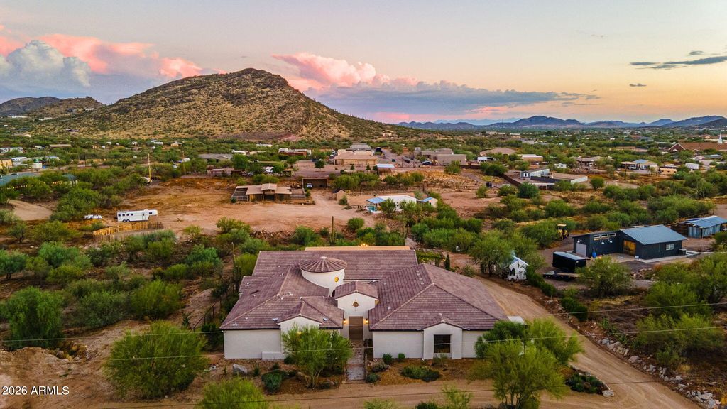 315 E SABROSA Drive, New River, AZ 85087 — photo 3