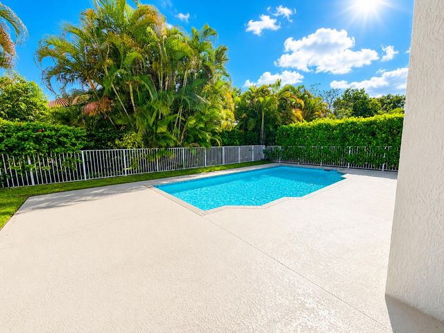 6330 NW 80th Drive, Parkland, FL 33067