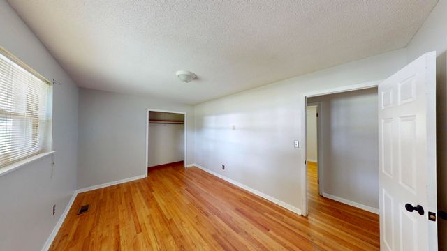 385 Bridge Street, Graysville, TN 37338