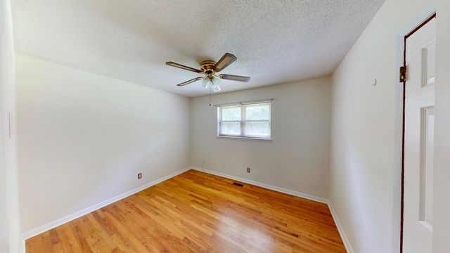 385 Bridge Street, Graysville, TN 37338