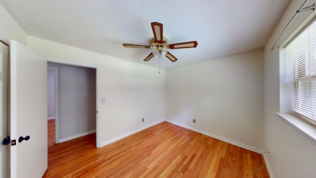 385 Bridge Street, Graysville, TN 37338