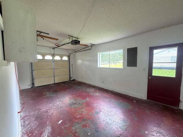 385 Bridge Street, Graysville, TN 37338