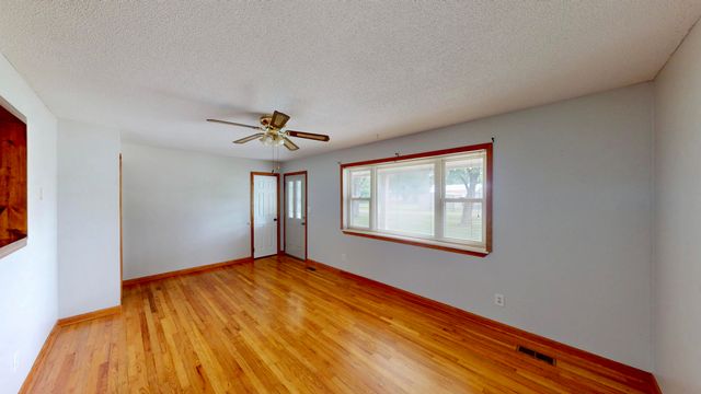 385 Bridge Street, Graysville, TN 37338