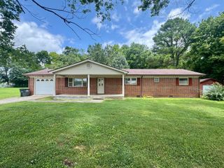 385 Bridge Street, Graysville, TN 37338