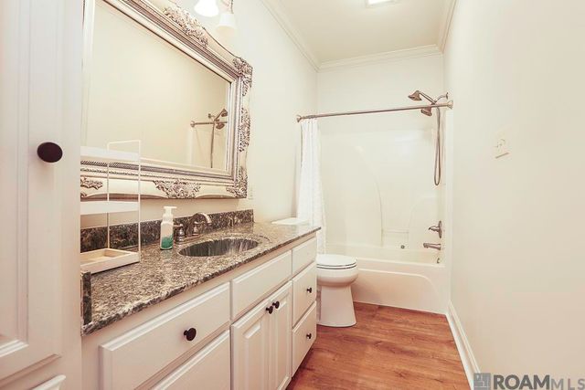 29407 Preston Pointe Dr, Livingston, LA 70754