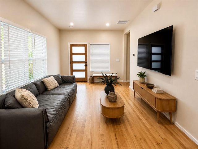 445 Sunset Avenue NW, Atlanta, GA 30318