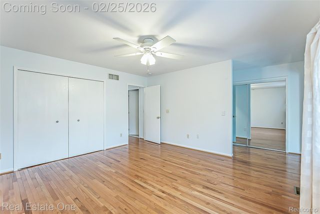 62351 Arlington Circle 3, South Lyon, MI 48178