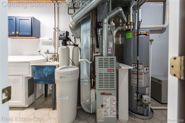 62351 Arlington Circle 3, South Lyon, MI 48178