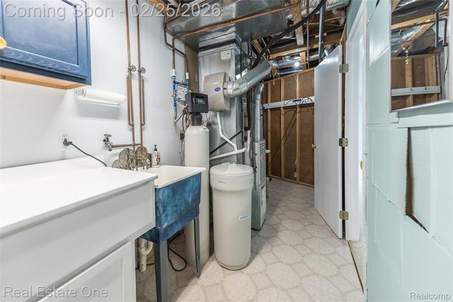 62351 Arlington Circle 3, South Lyon, MI 48178