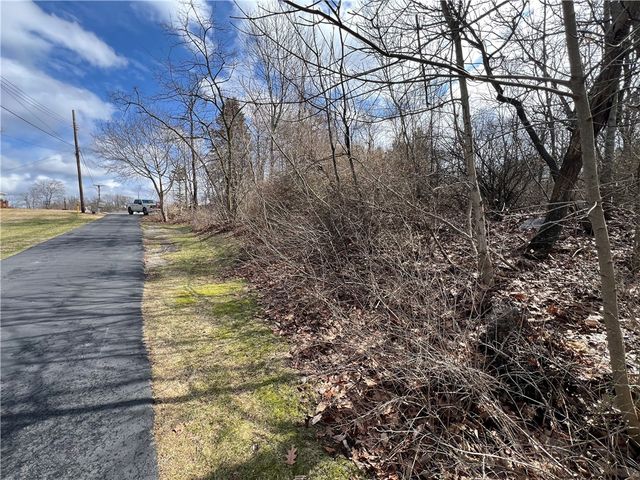 0 Spruce Dr, Center Twp, PA 15061