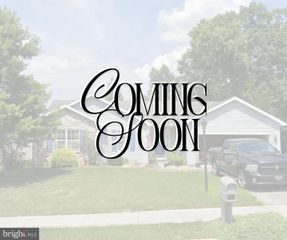 2 ASTORIA DR, Hanover, PA 17331