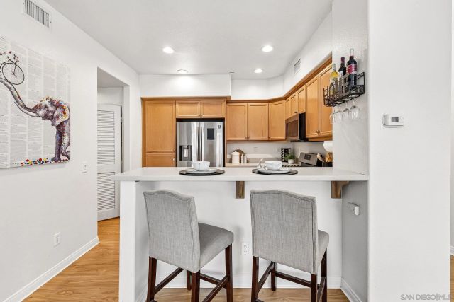 5444 Zeil Pl, San Diego, CA 92105