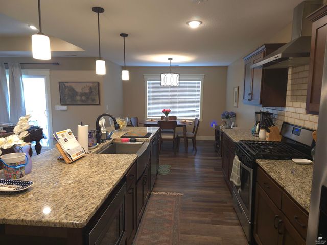 4744 Jackies Way, Manhattan, KS 66502