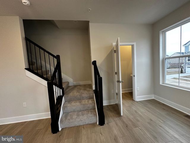 5507 ABERDEEN PL, White Plains, MD 20695