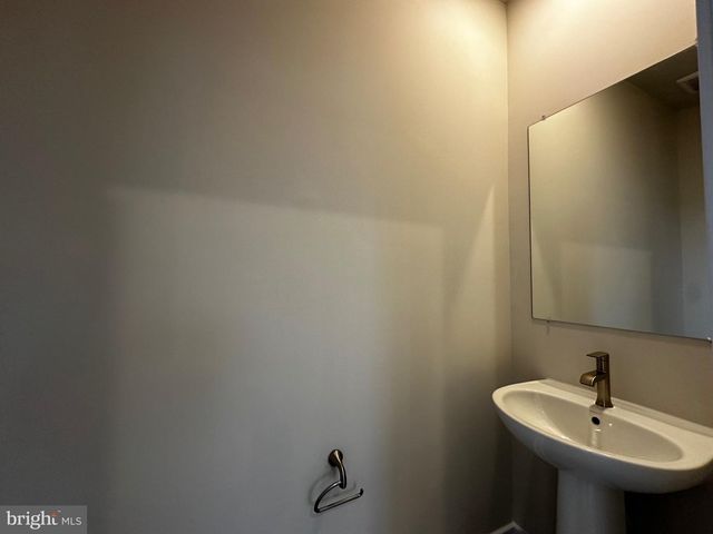 5507 ABERDEEN PL, White Plains, MD 20695