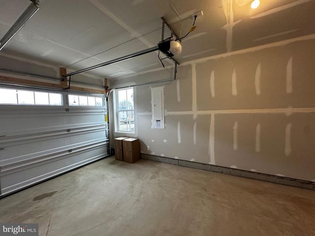5507 ABERDEEN PL, White Plains, MD 20695