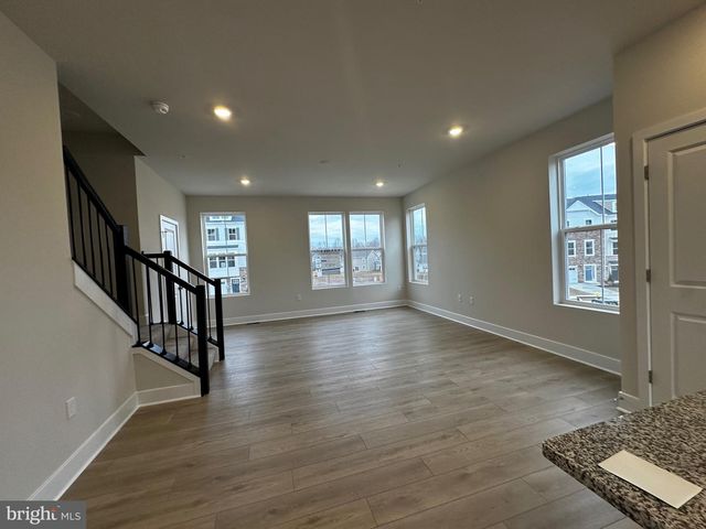 5507 ABERDEEN PL, White Plains, MD 20695