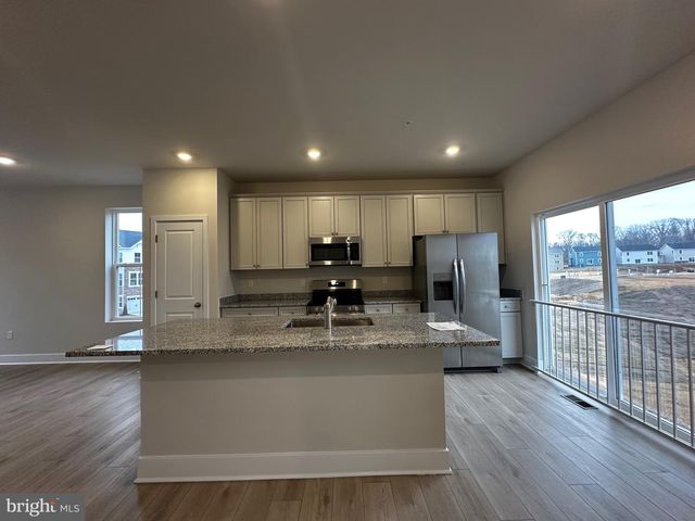 5507 ABERDEEN PL, White Plains, MD 20695