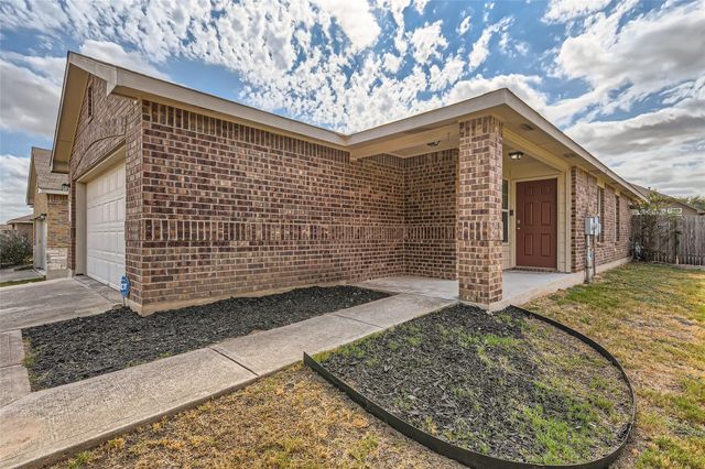 331 Moonwalker TRL, Buda, TX 78610