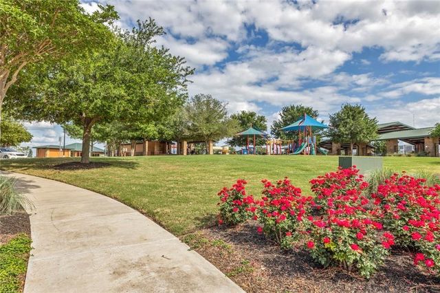 331 Moonwalker TRL, Buda, TX 78610
