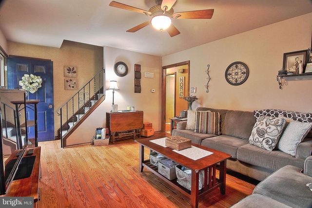 1274 DORIS DR, Pottstown, PA 19464