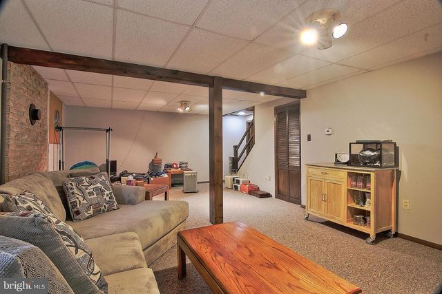 1274 DORIS DR, Pottstown, PA 19464
