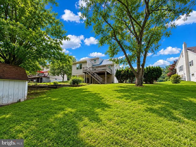 1274 DORIS DR, Pottstown, PA 19464