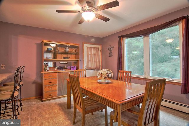 1274 DORIS DR, Pottstown, PA 19464
