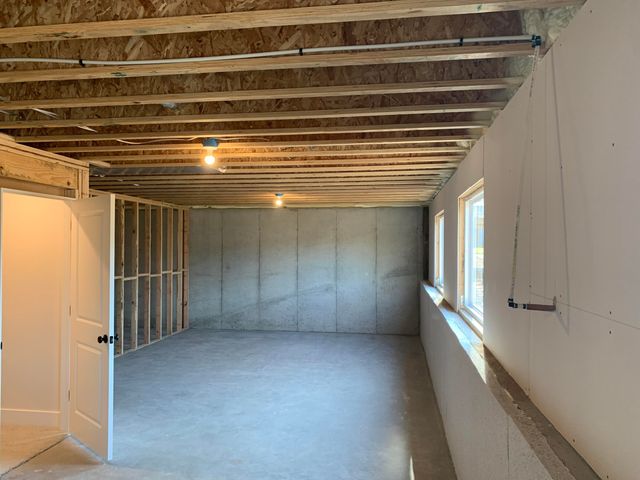 7603 Brook Villa South 136, Allendale Twp, MI 49401