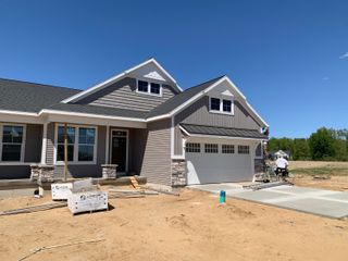 7603 Brook Villa South 136, Allendale Twp, MI 49401